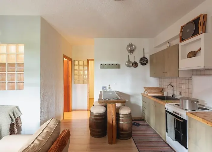 Traditional Cosy In Livadi Villa